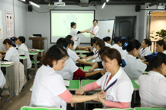 1664070173110048.jpg 培訓(xùn) (4).jpg